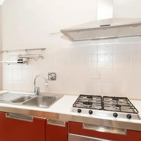 San Salvario Apt With Balcony Apartment *