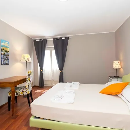 Apartment San Salvario Apt With Balcony Turin