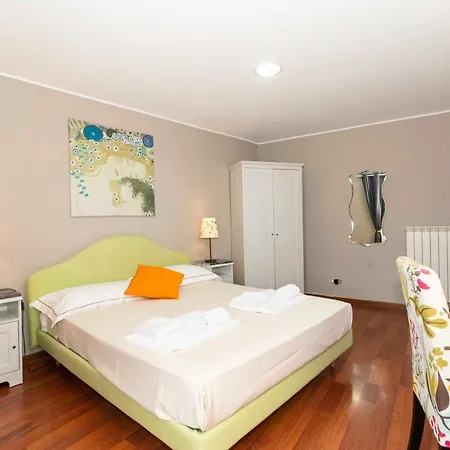San Salvario Apt With Balcony Apartment Turin
