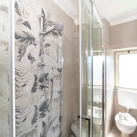 San Salvario Apt With Balcony Apartment *