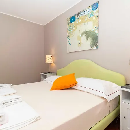 San Salvario Apt With Balcony Apartment