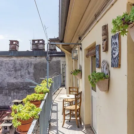 Apartment San Salvario Apt With Balcony